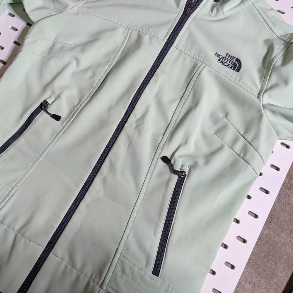 The North Face Storm Collar Softshell Jacket Mint… - image 6